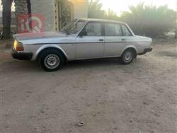 فولفو 240